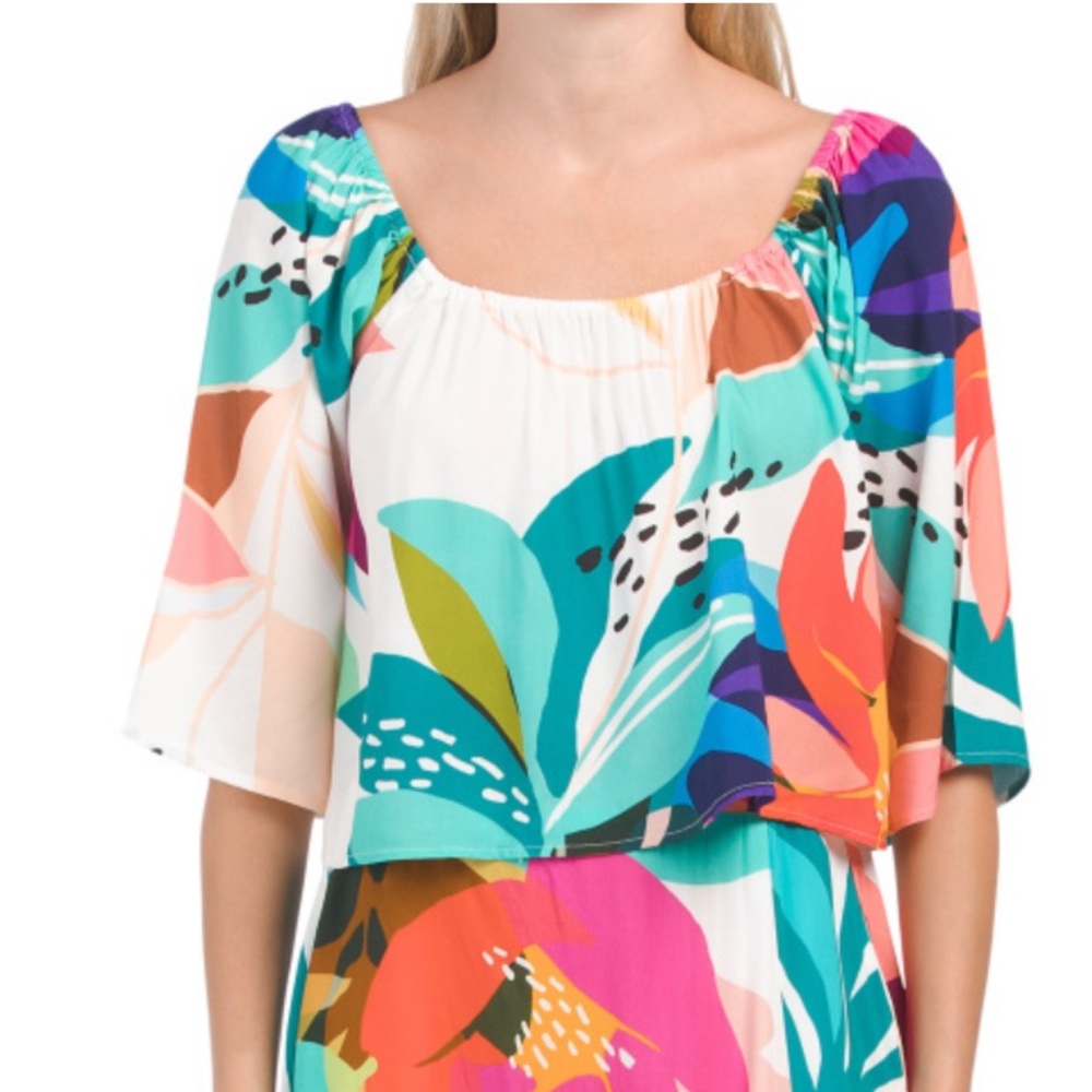 LA BLANCA
Eclectic Beach Shirt Swimsuit Cover-up